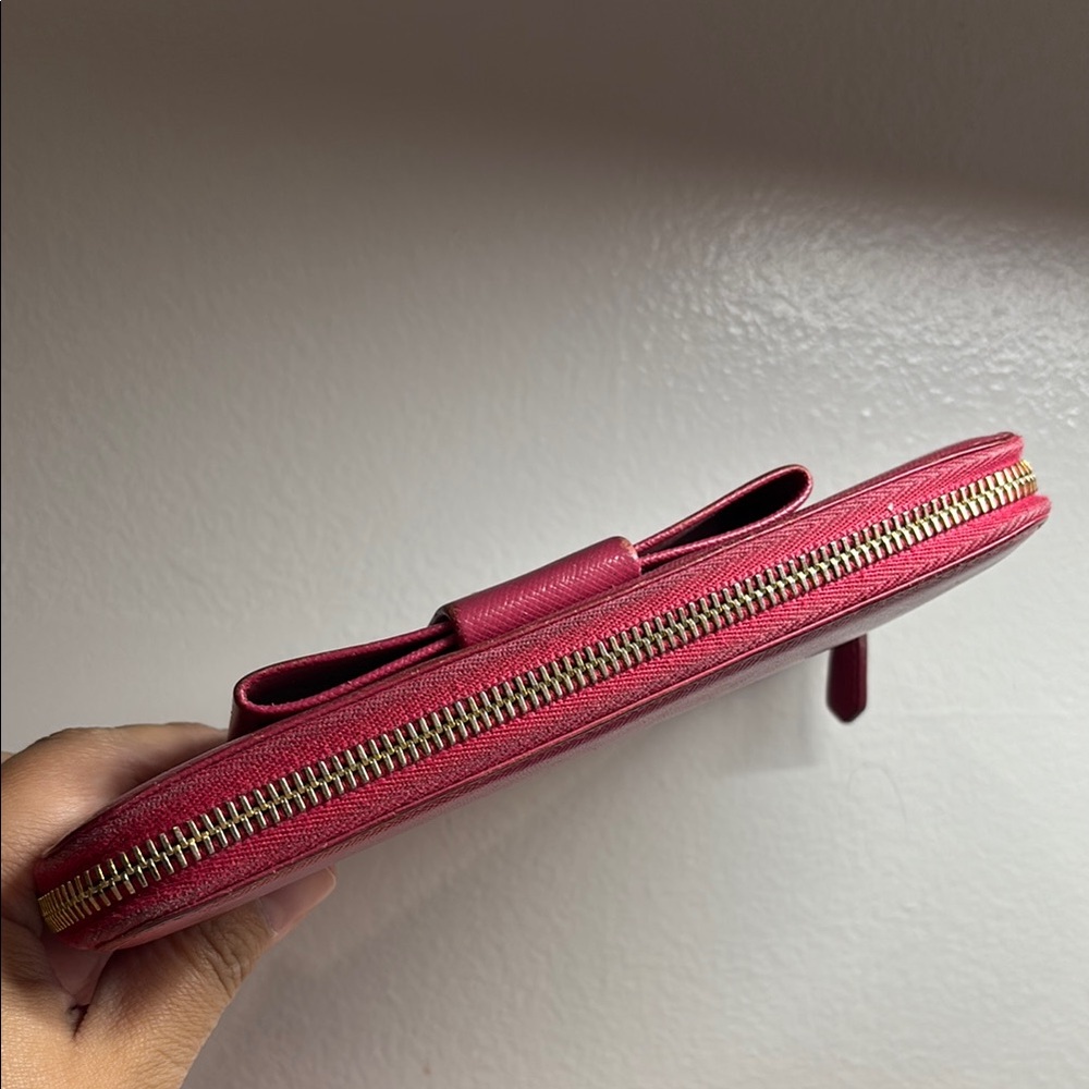Prada Pink Bow Zip Around Wallet - Picture 4 of 9
